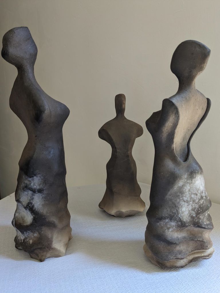 création unique en modelage et sculpture en terre grès